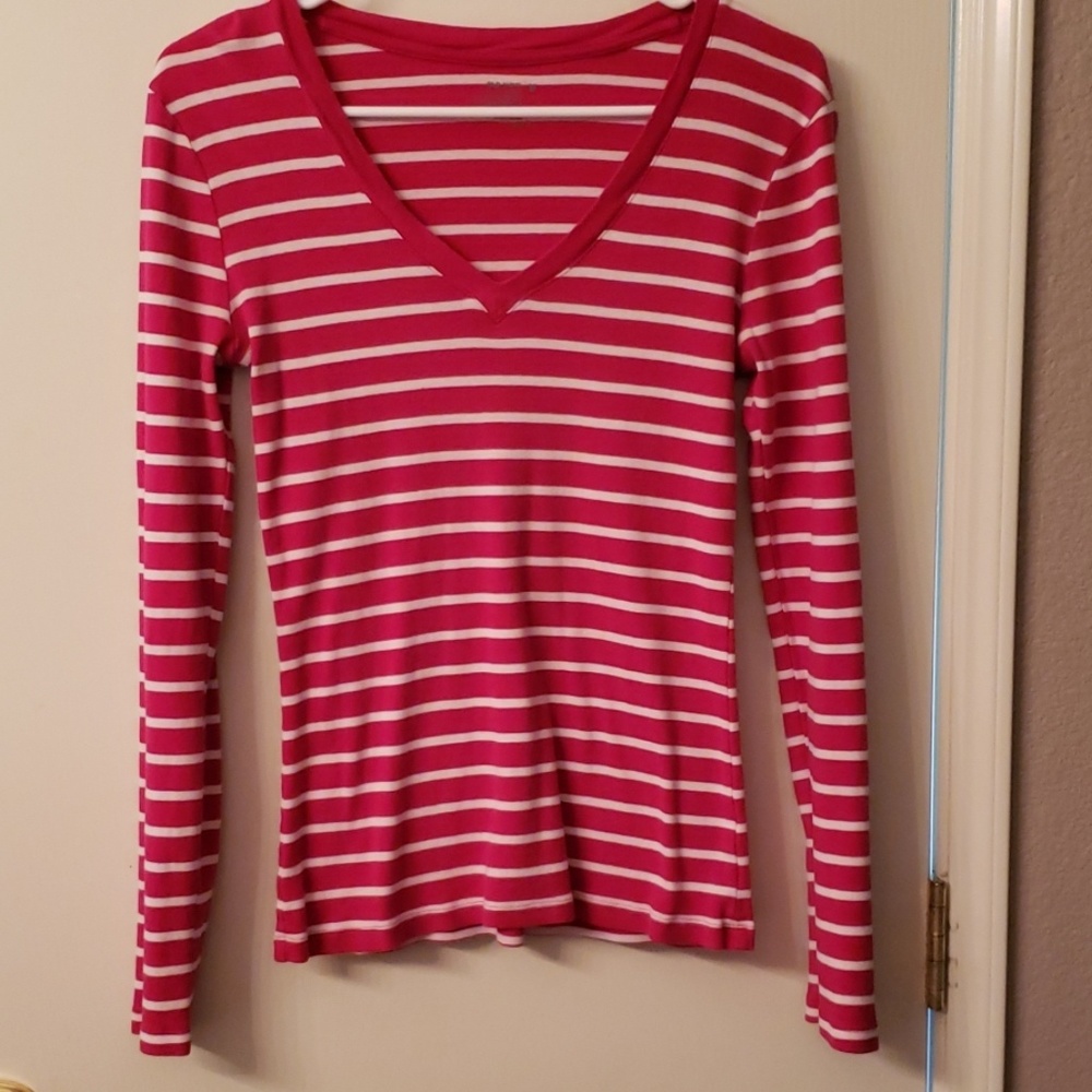 3/$15 Old Navy Top